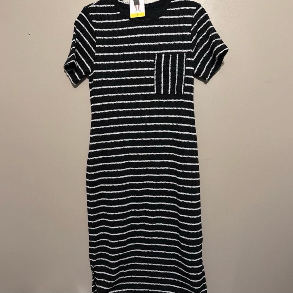 Andrew Marc✨🖤🤍Black and White Striped Midi Dress